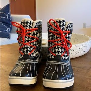 Sorel Trivoli Houndstooth Winter Boots